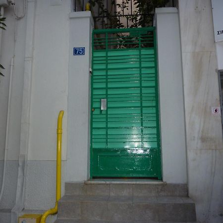 אתונה Pagration Youth Hostel מראה חיצוני תמונה