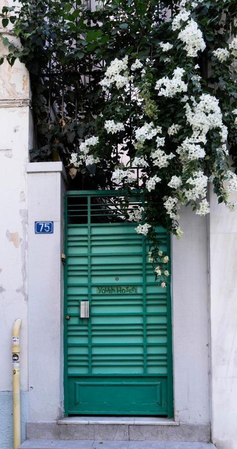 אתונה Pagration Youth Hostel מראה חיצוני תמונה