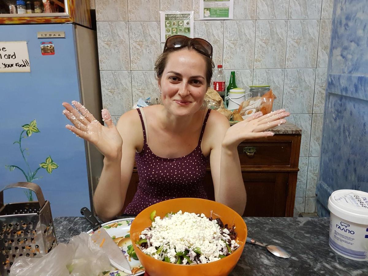 אתונה Pagration Youth Hostel מראה חיצוני תמונה