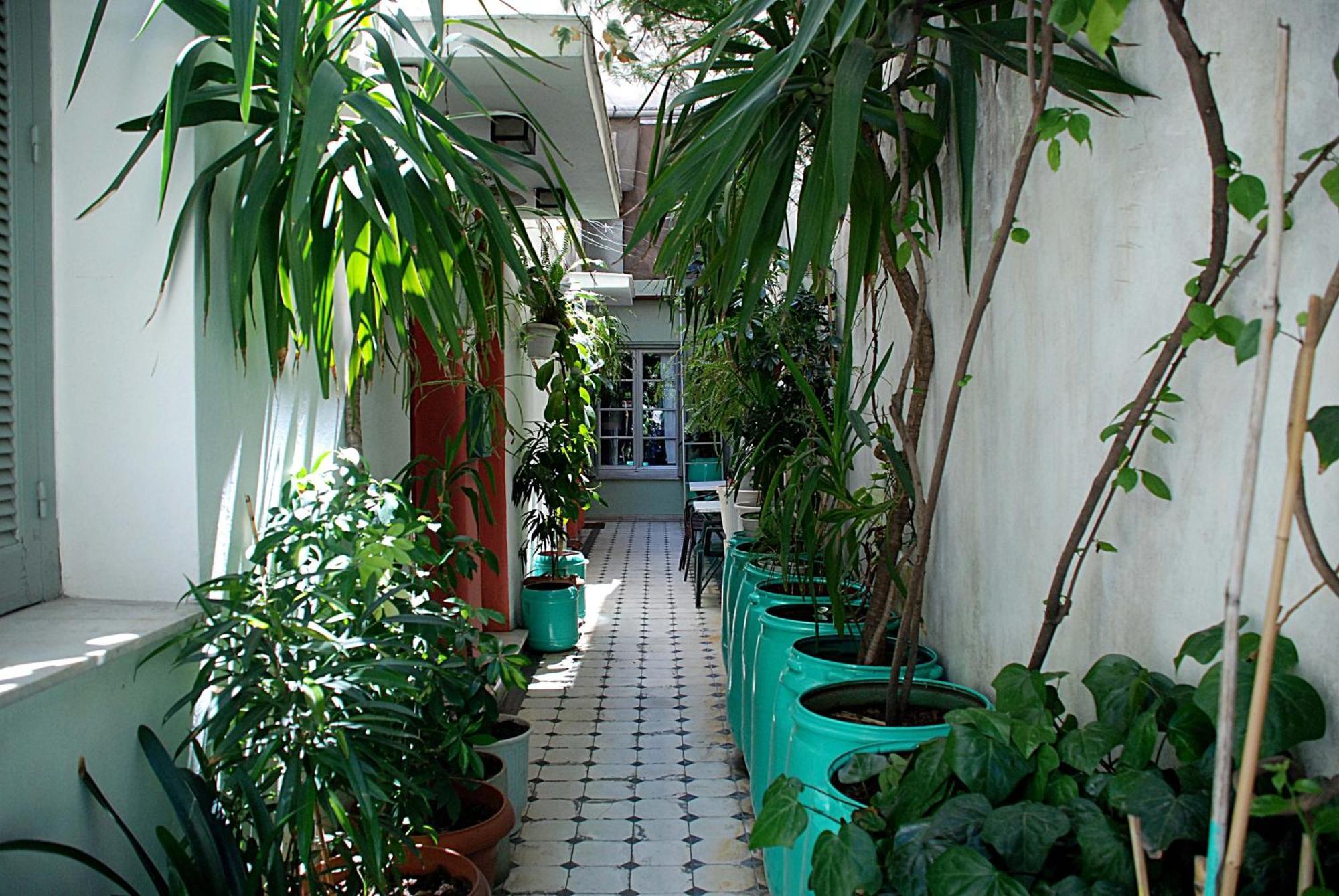 אתונה Pagration Youth Hostel מראה חיצוני תמונה